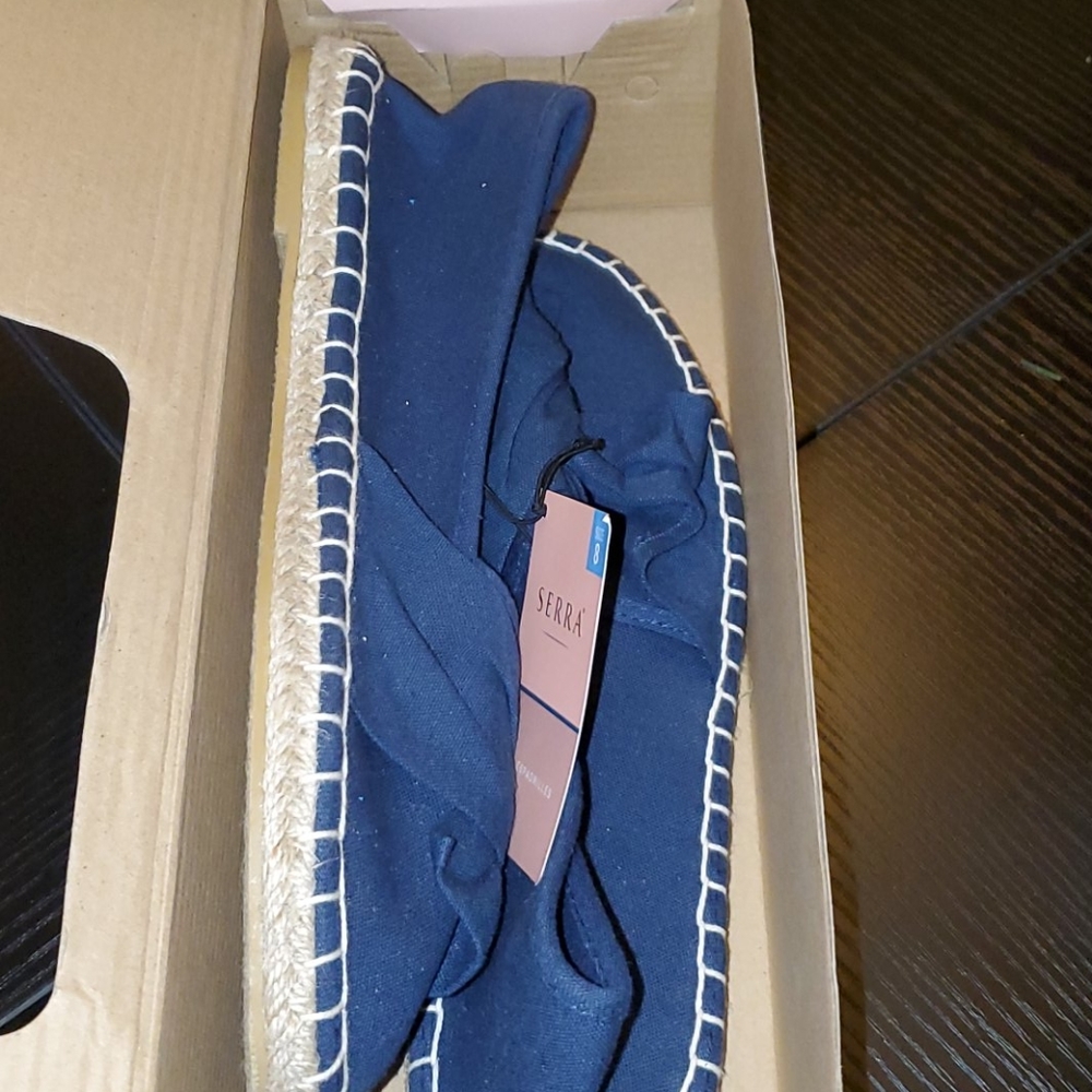Flat Slides - Picture 2 of 4